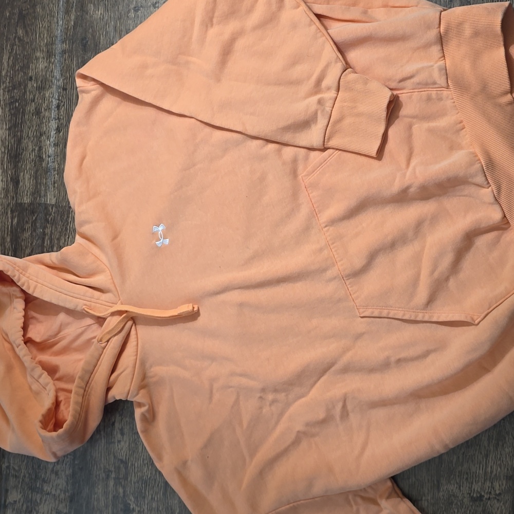 UNDER ARMOUR Women's Peach Crewneck‎ Hoodie Pullover Oversized Sz S